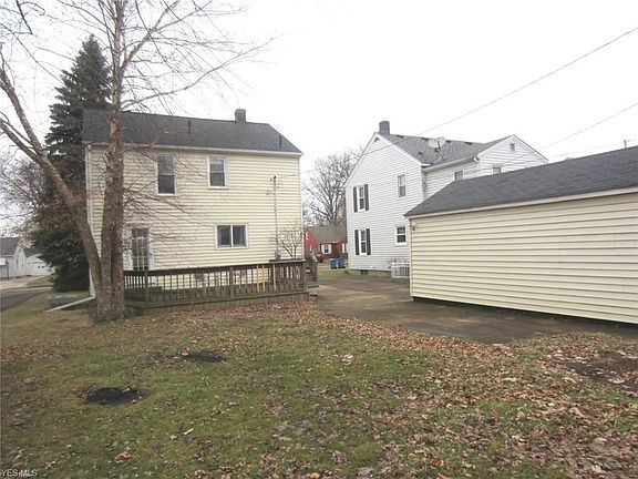 2nd image of 2264 S Jefferson Blvd