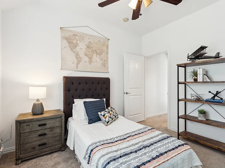 5637 Belton Ln — Photo 22