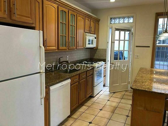 4th image of 23-64 27th St #1B