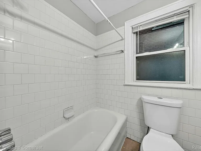 Full bathroom
