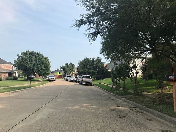 5th image of 12706 Hilltop Dr