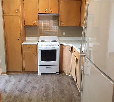 3rd image of 5415 Ervin St