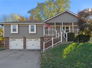 1941 NE Patterson Dr, Lees Summit, MO 64086