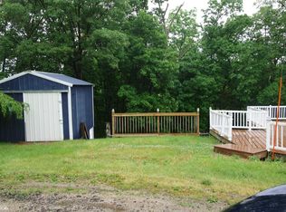 1397 & 1398 Circle Dr, Brooklyn, IA 52211
