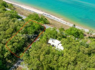 605 E Lake Front Dr, Beverly Shores, IN 46301