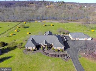 930 Rawley Ridge Dr, Front Royal, VA 22630