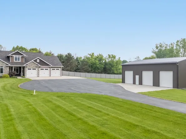 1985 E Shady Ln, Neenah, WI 54956