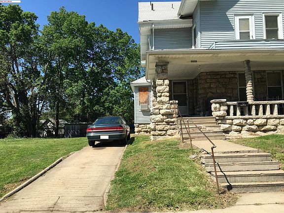 4th image of 2620 Spruce Ave
