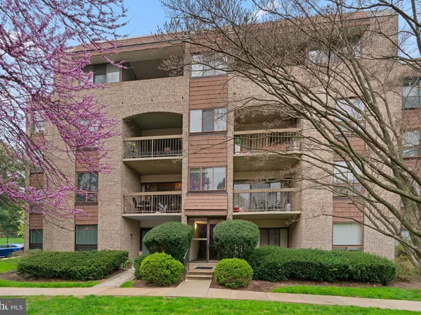 411 Christopher Ave #74, Gaithersburg, MD 20879
