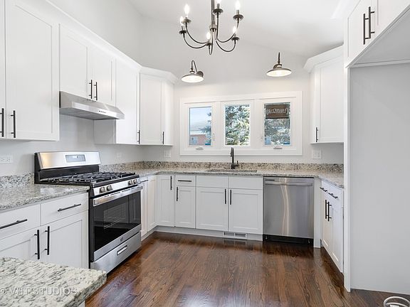 5th image of 7637 W 157th St