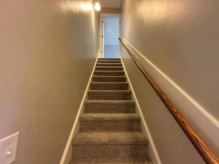 498 New Castle — Photo 30