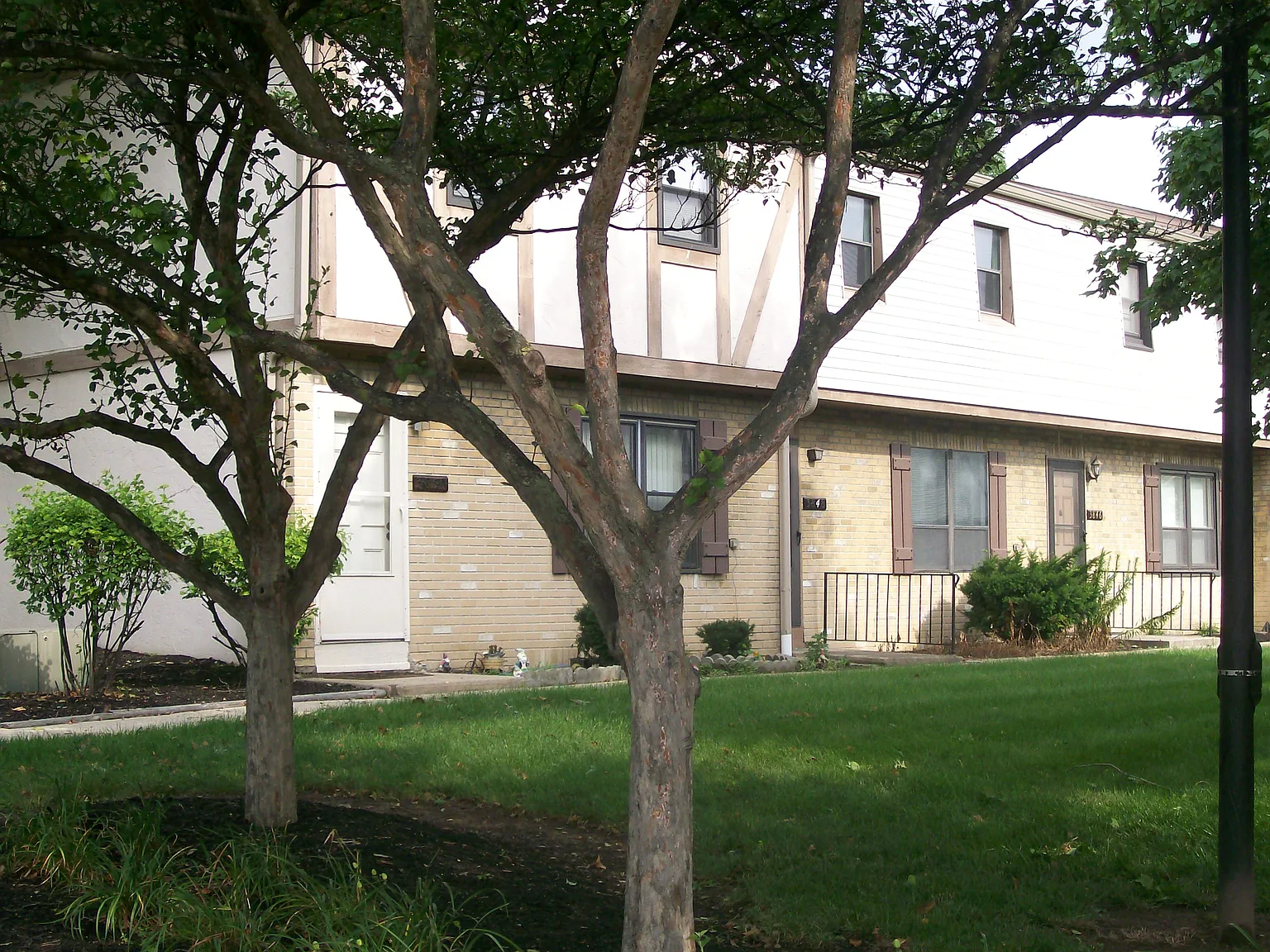 3848 King James Rd photo 1