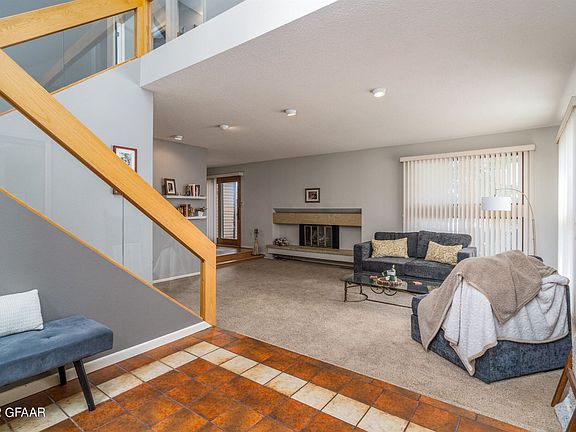 5th image of 203 Circle Hills Dr