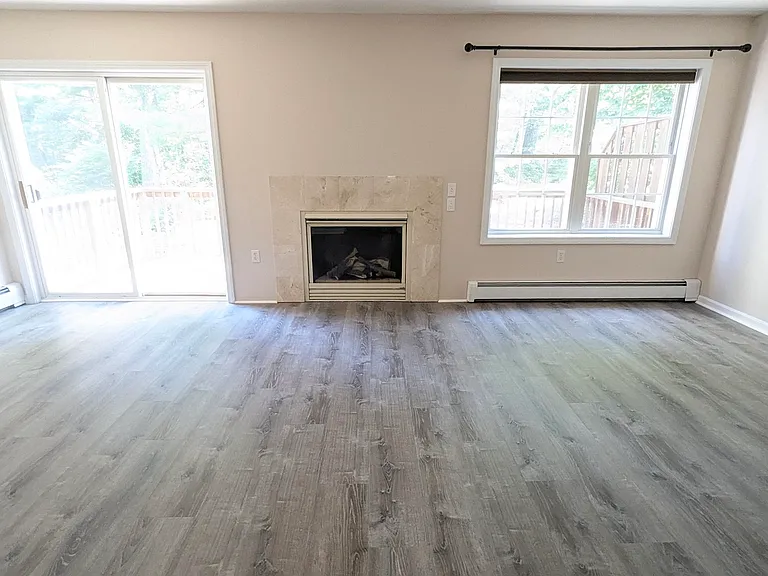 1465 Hooksett Rd #79 — Photo 9