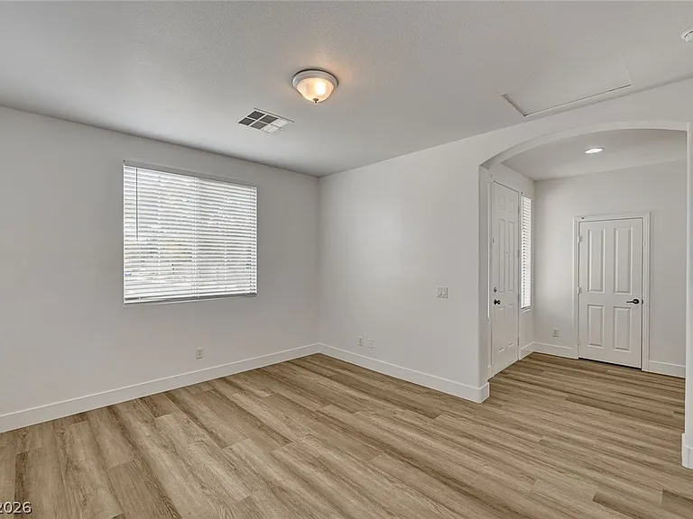 9226 Horseshoe Basin Ave #0 — Photo 5