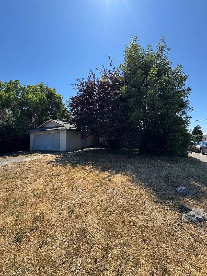 Fully Renovated Home in Lompoc — Photo 1