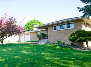 1206 W Blackburn St, Greenville, MI 48838