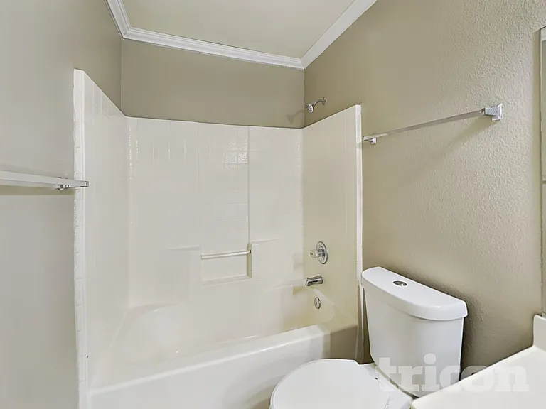 409 W Azure Ave — Photo 10