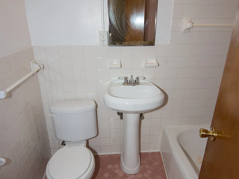 Blaisdell Avenue Apartments — Photo 33