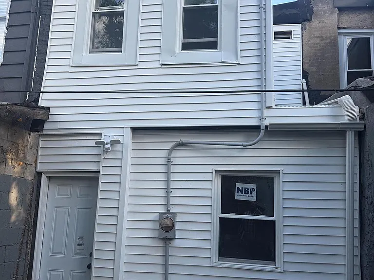 2409 W Harold St — Photo 28