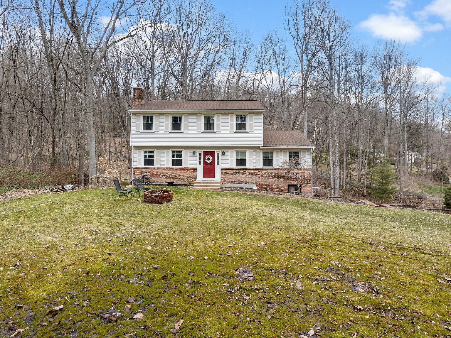 22 Little Fox Run, Shelton, CT 06484 | Zillow