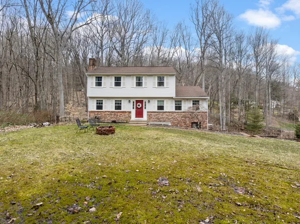 22 Little Fox Run, Shelton, CT 06484