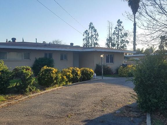 4th image of 685 W Menlo Ave