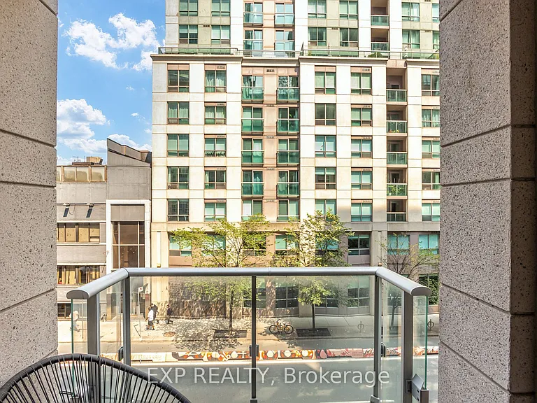 199 Richmond St W #303 — Photo 34