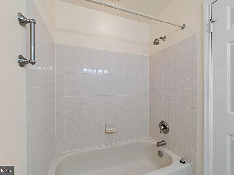254 Steeplechase Ct — Photo 22