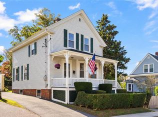 1 Russell Ave, Newport, RI 02840