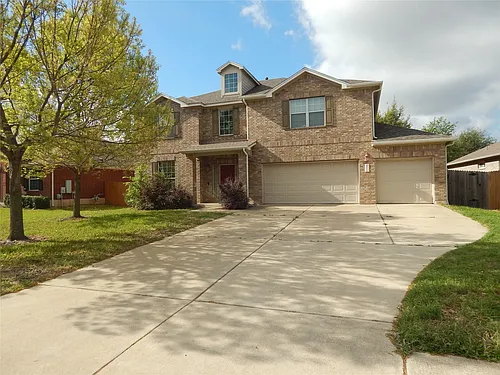 1110 Willowbrook Dr Photo 1