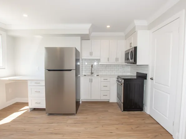 81 Empire St, Welland, ON