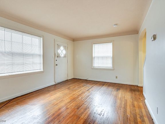 5th image of 25230 Lake Shore Blvd