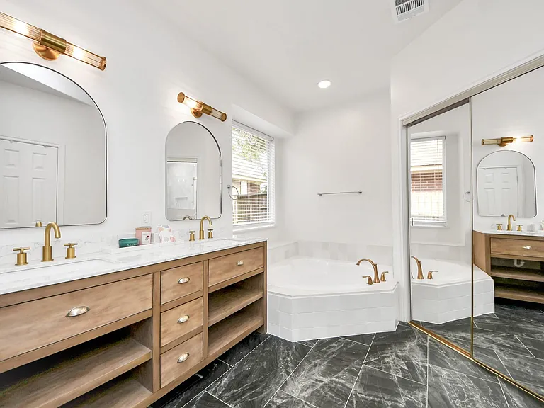 7130 Glenwood Dr — Photo 32