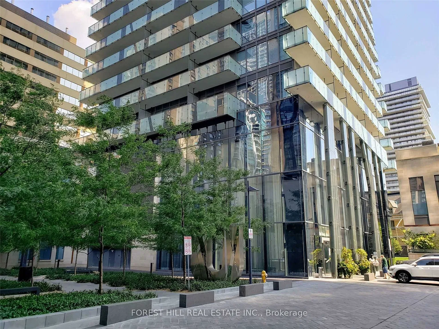 U Condos — Photo 1