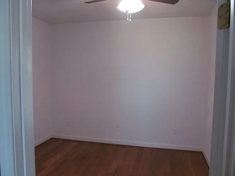 107 Berkley Ct #107 — Photo 14