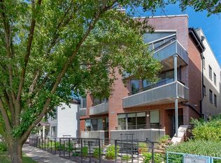 1360 W Hubbard St APT 2E, Chicago, IL 60642