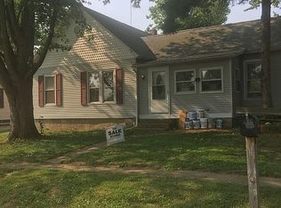 404 W South St, Granville, IL 61326