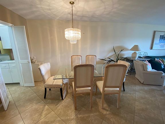 3rd image of 103 NE 19th Ave APT 440