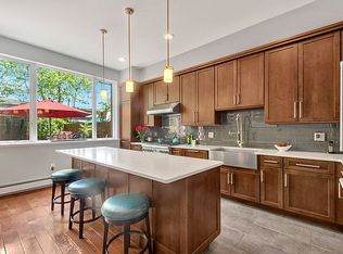 193 Richards St #1, Brooklyn, NY 11231