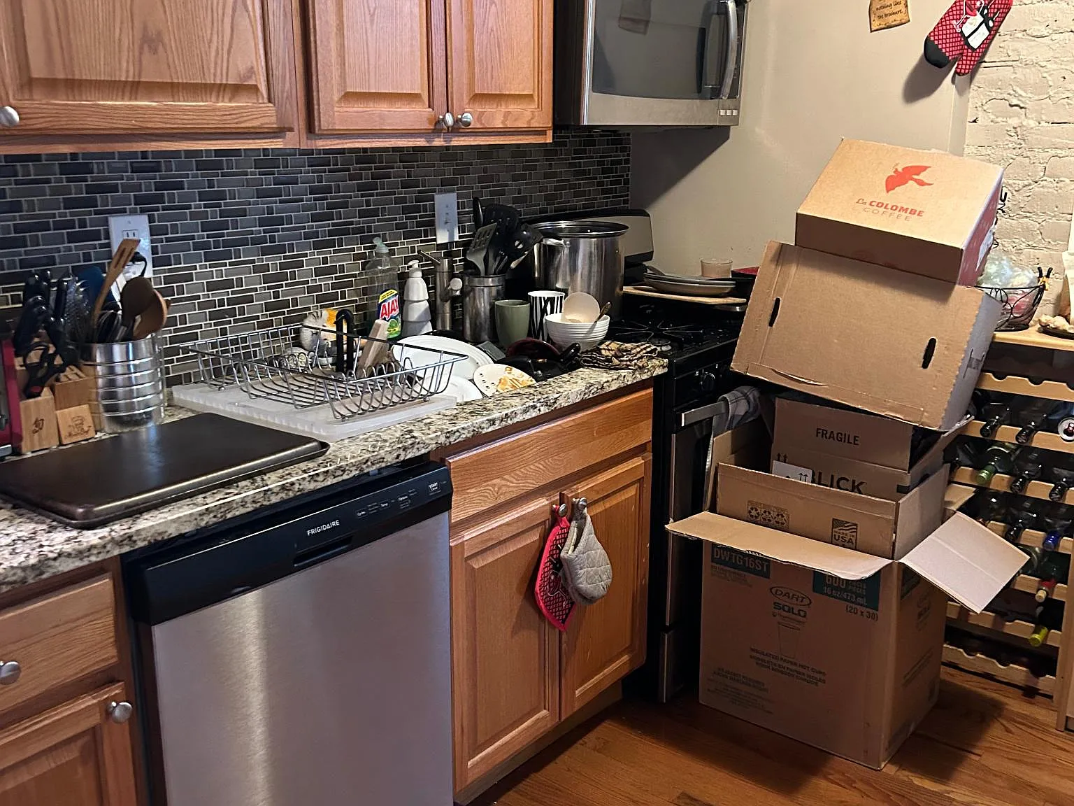 2 bed, 900 sqft, $1,550 — Photo 3