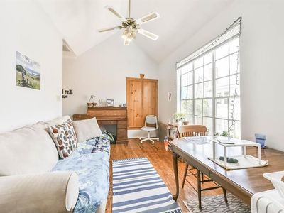 1111 Banks St APT 5, Houston, TX, 77006