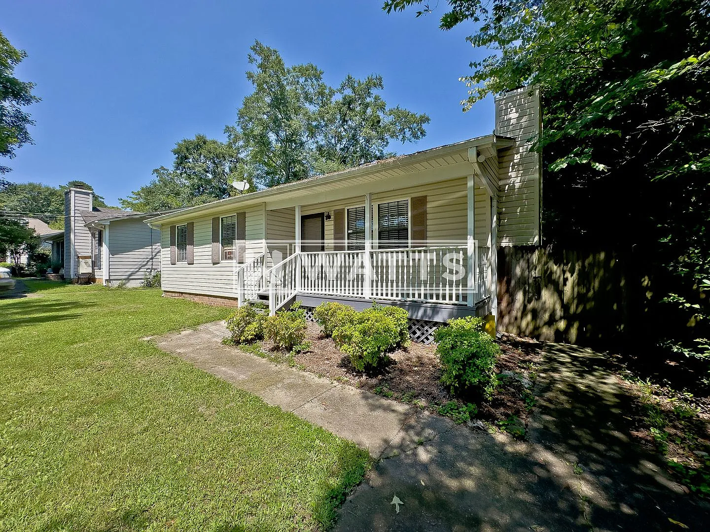 3803 Crosby Drive Cahaba Heights (Mountain Brook, AL) 3 Bed / 2 Bath — Photo 3