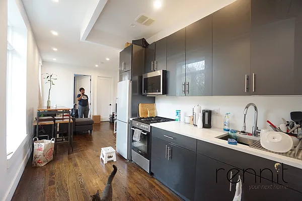 Rented by Rennit Inc. | media 19