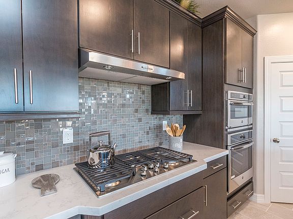 Jimson - Model Home - Cooktop