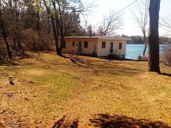 2nd image of 44512 Russell Dr