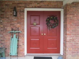 27 Sunset Rd, Lawrence Township, NJ 08648