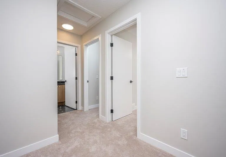 562 Seton Cir SE #305 — Photo 26