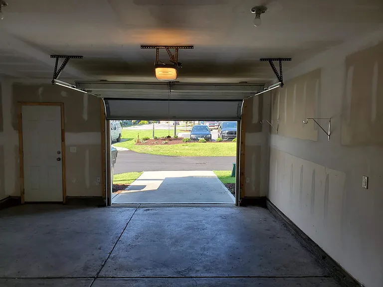 6509 Perry Creek Rd — Photo 10