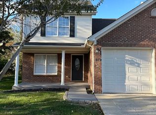 581 S Atcher St, Radcliff, KY 40160